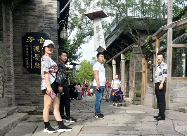 乾港集團(tuán)商務(wù)部優(yōu)秀經(jīng)理人旅游活動 乾港集團(tuán)商務(wù)部優(yōu)秀經(jīng)理人旅游活動