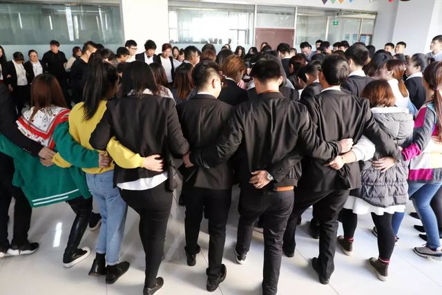 乾港生日會(huì) 乾港生日會(huì)